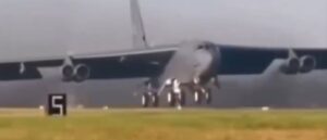 ΗΠΑ: Πώς συνετρίβη το βομβαρδιστικό B-52 – Η μεγαλύτερη αεροπορική τραγωδία από το 1982
