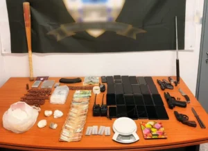 «Χτύπημα» της ΕΛ.ΑΣ. σε κύκλωμα διακίνησης κοκαΐνης στην Αττική – Εννέα συλλήψεις