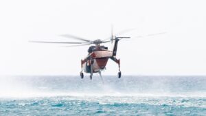 Πύρινος εφιάλτης στην Πάρο: Εκκενώθηκαν τέσσερις οικισμοί – Μάχη με τις φλόγες στον ΧΥΤΑ