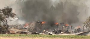 Οριοθετήθηκε η μεγάλη φωτιά σε μονάδα ανακύκλωσης στη Λάρισα – Εξετάζεται το ενδεχόμενο εμπρησμού