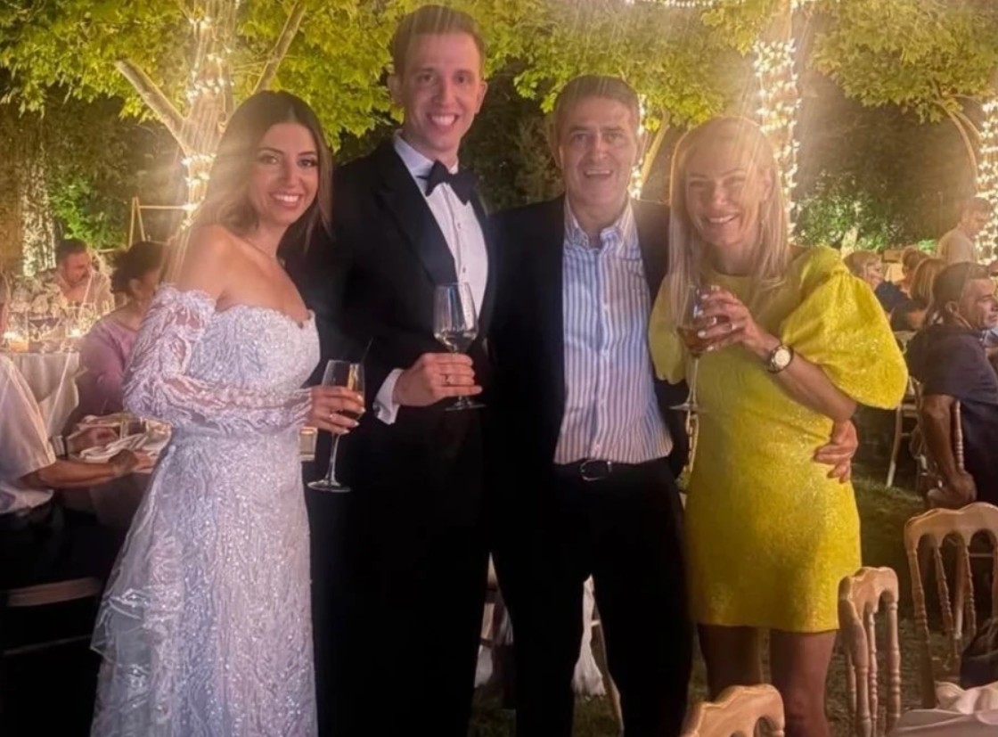 Ο Γιώργος Μυλωνάκης εμφανίστηκε δημόσια για πρώτη φορά μετά την περιπέτεια υγείας του